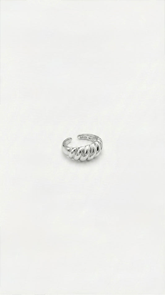 Silver Ring “Croissant”