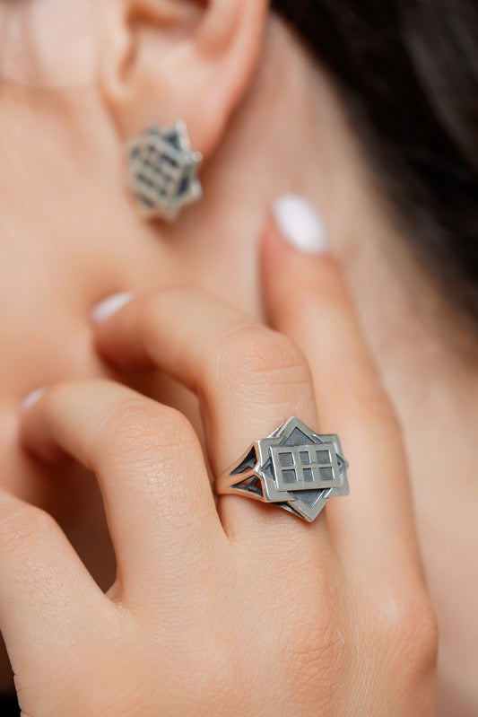 Ring "Whispers"